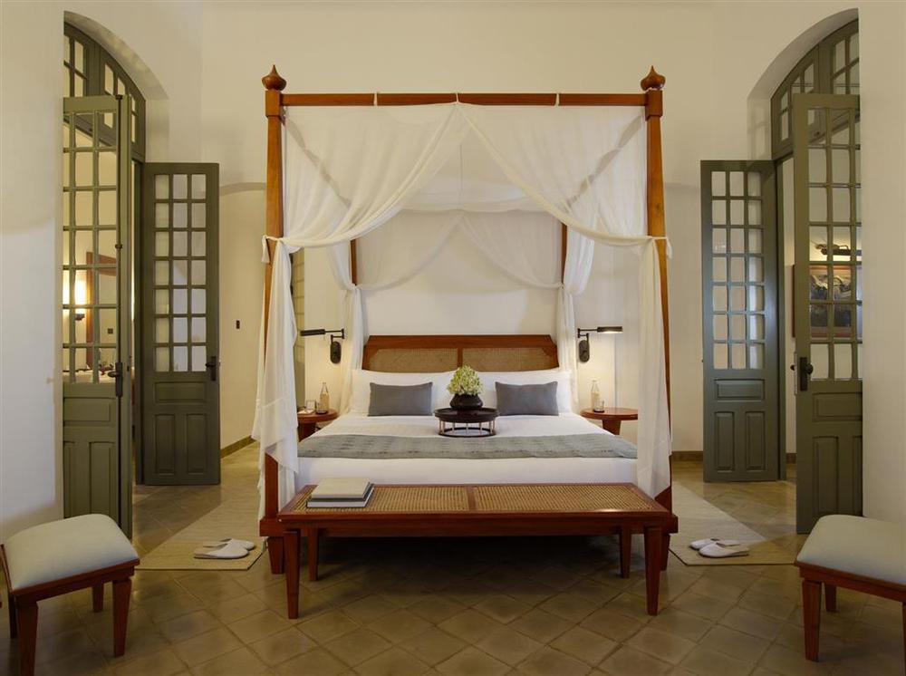 Amantaka Resort 루앙프라방 외부 사진